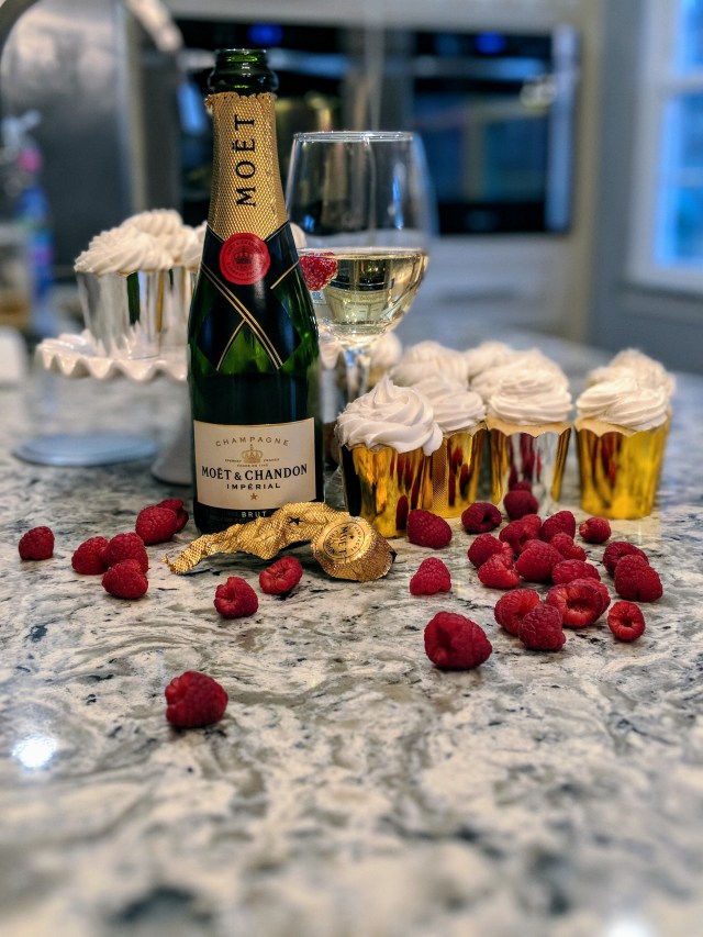 00100dPORTRAIT_00100_BURST20171229162325362_COVER